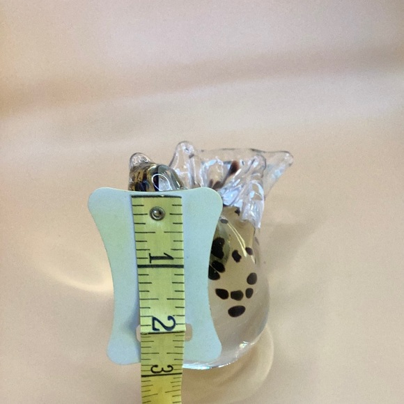 BEAUTIFUL ART GLASS Seal Decor or Paperweight - Picture 11 of 11